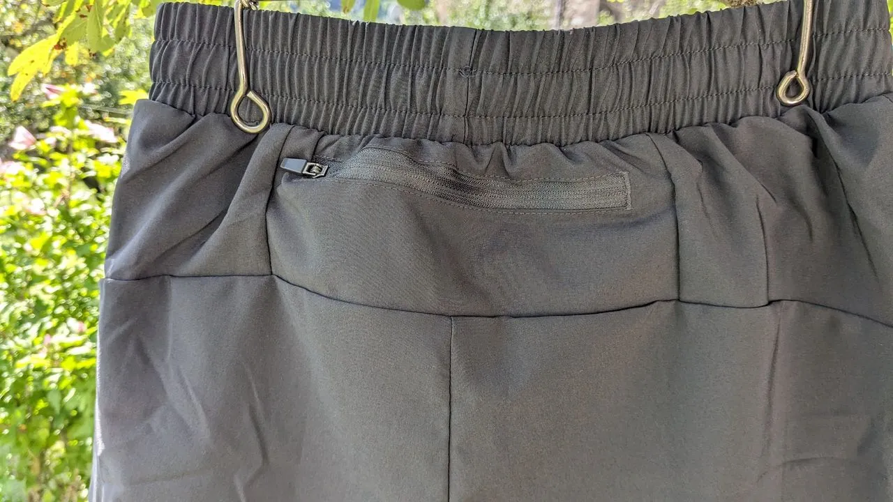 Short et cuissard de Trail-Running Mizuno S